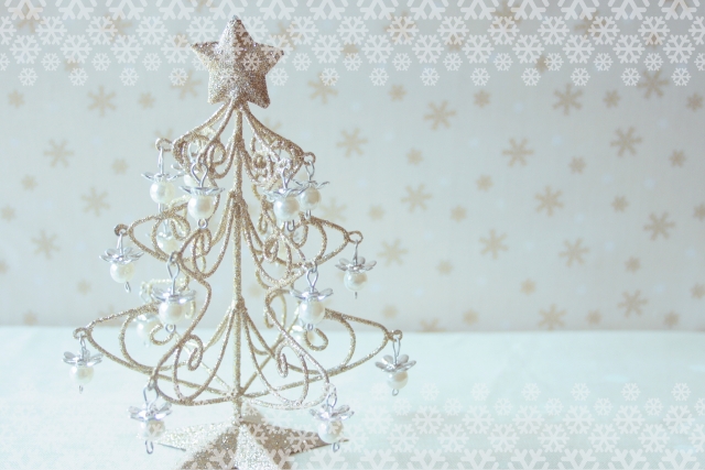 装飾 インテリア バーラップ  女の子向けプレゼント集結 ミニクリスマスツリー Ｍサイズ