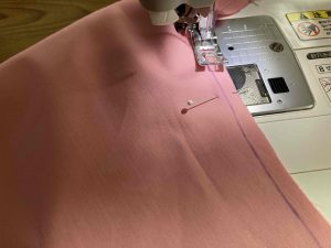 スカートドレスのインナーパンツを縫う